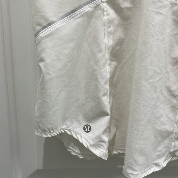 Lululemon Run With The Sun Tank Off White Sz 6 - Picture 4 of 5